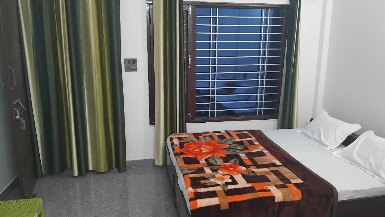 Photo of Bedroom in Rajgarhi