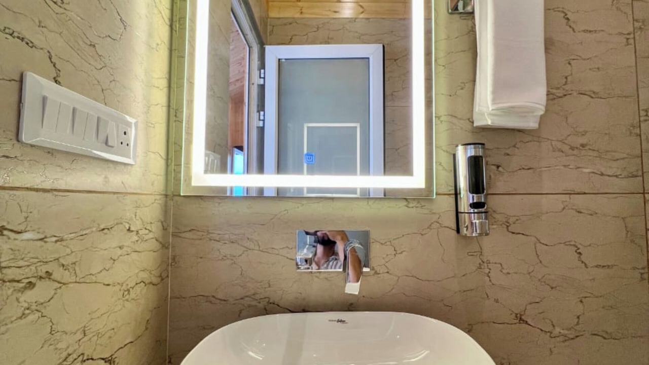 Photo of Bathroom in Lansdowne