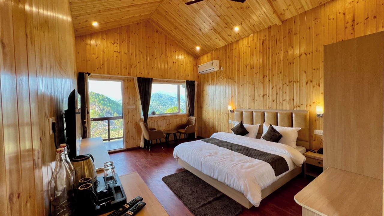 Photo of Bedroom in Lansdowne