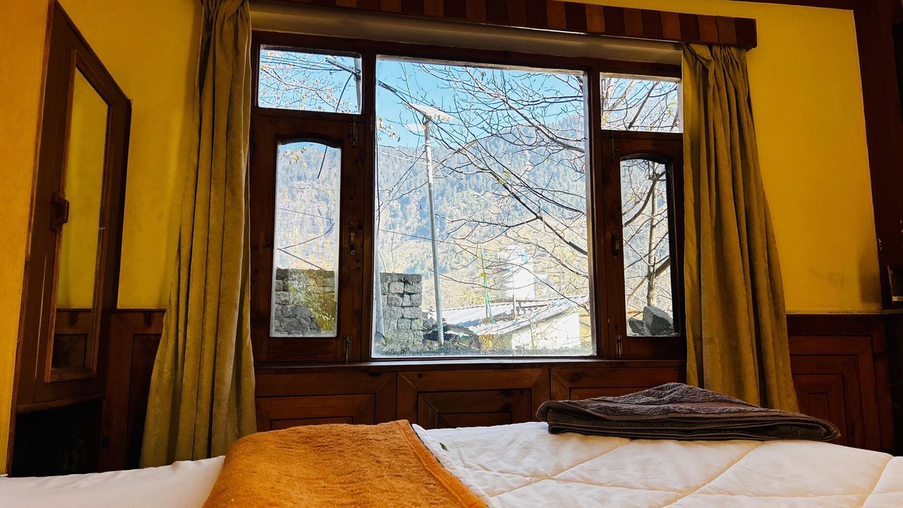 Photo of Bedroom in Old Manali
