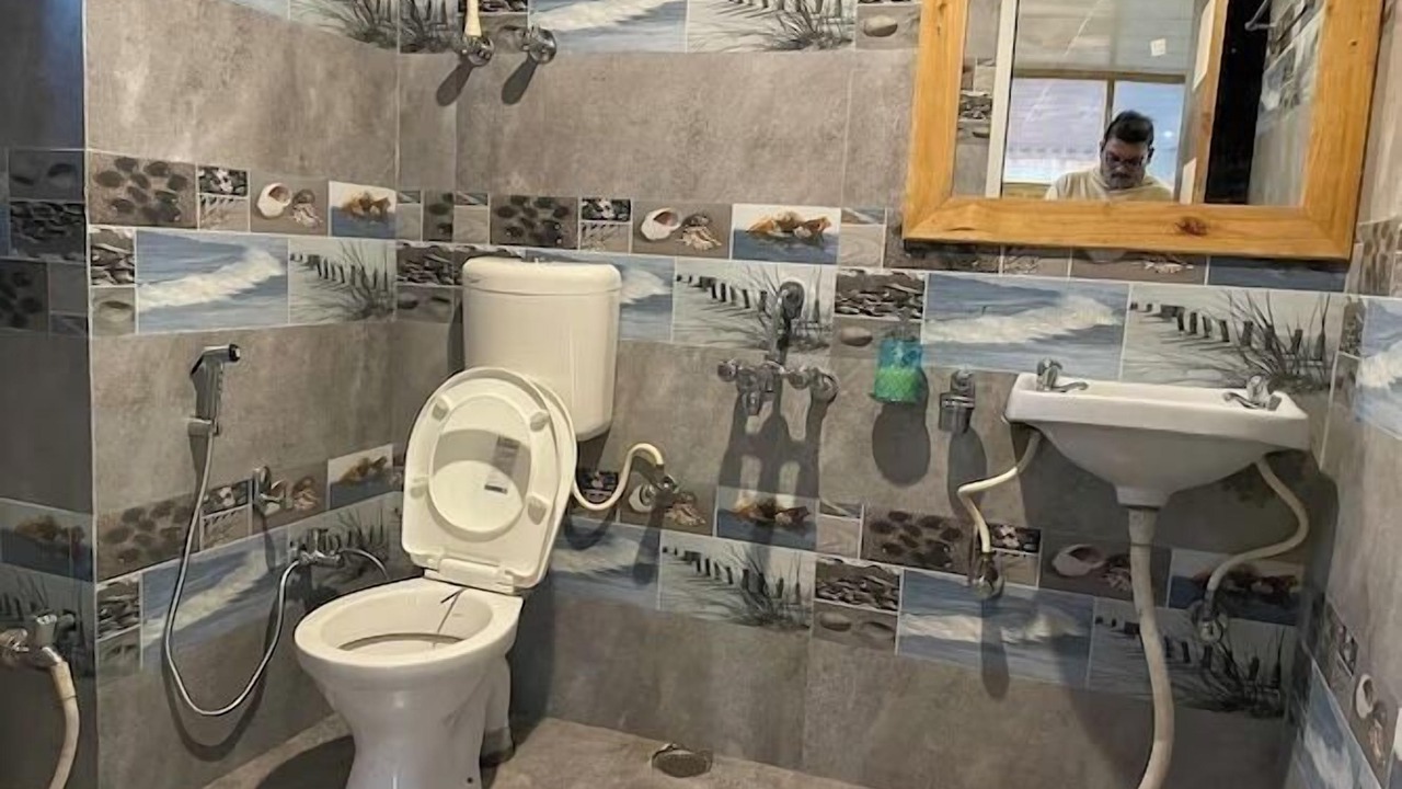 Photo of Bathroom in Bir