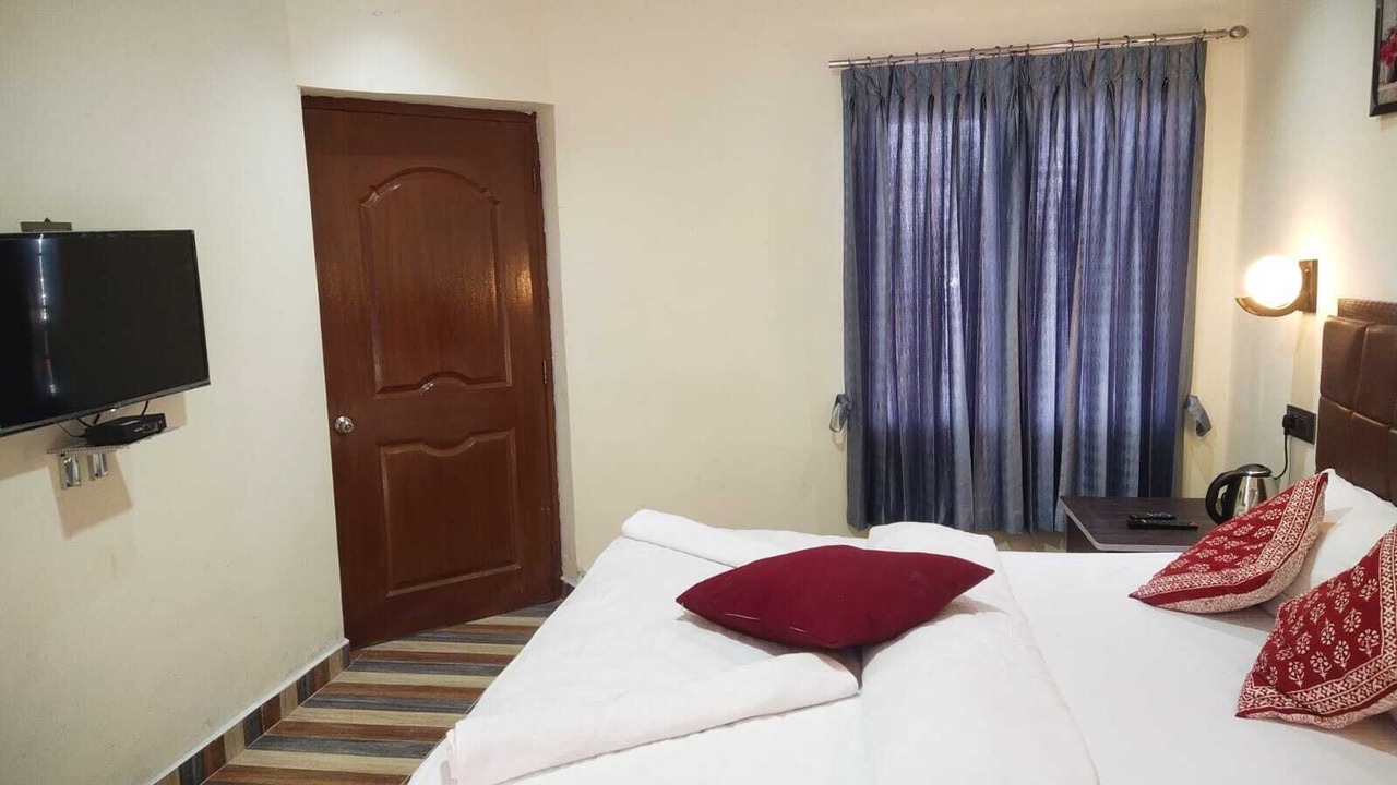 Photo of Bedroom in Ooty