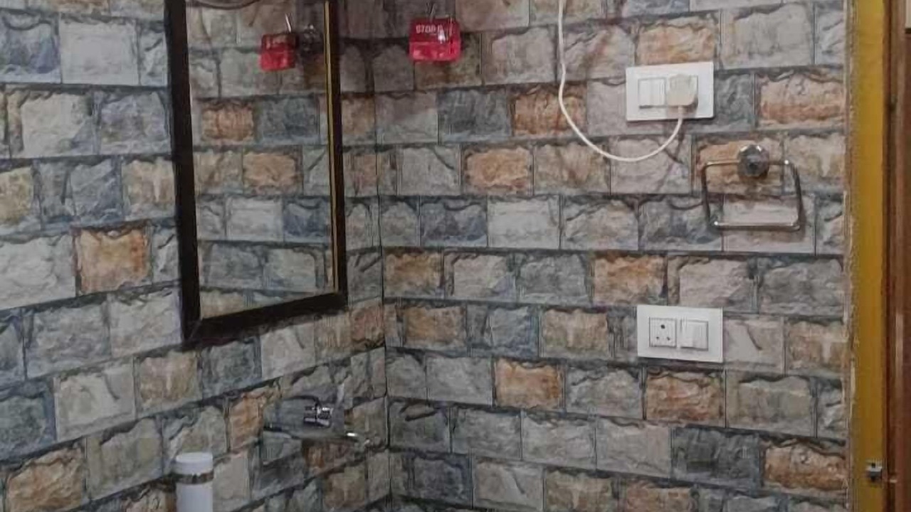 Photo of Bathroom in Banjar