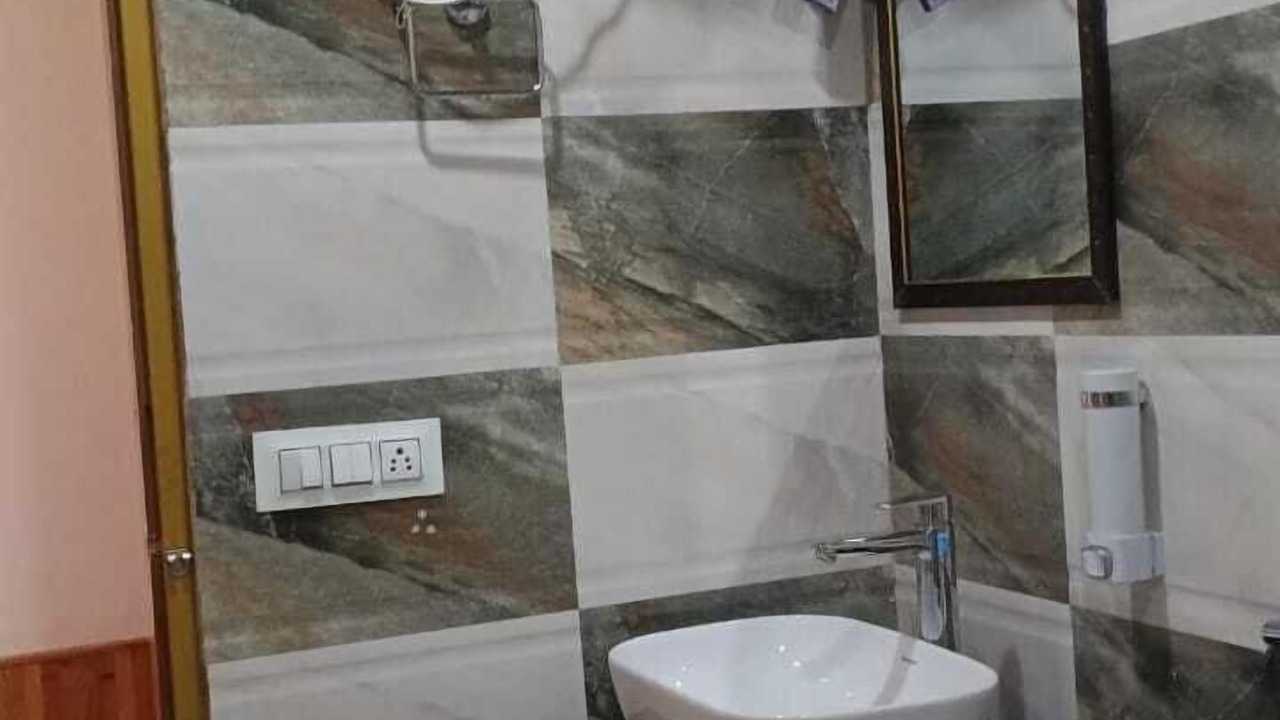 Photo of Bathroom in Banjar