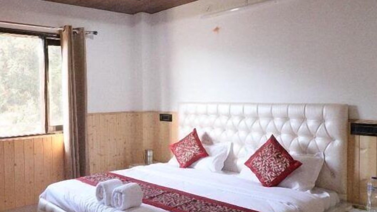 Photo of Bedroom in Shoghi