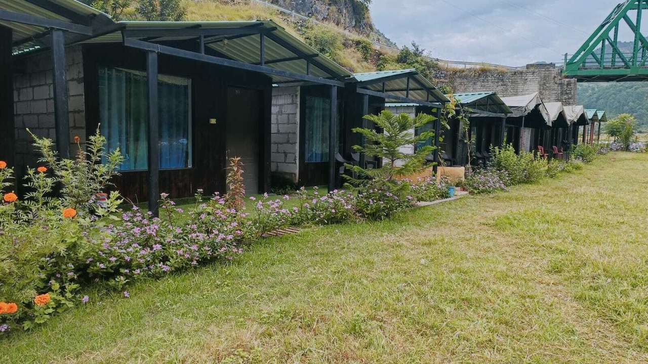 Photo of Outdoor in Barkot