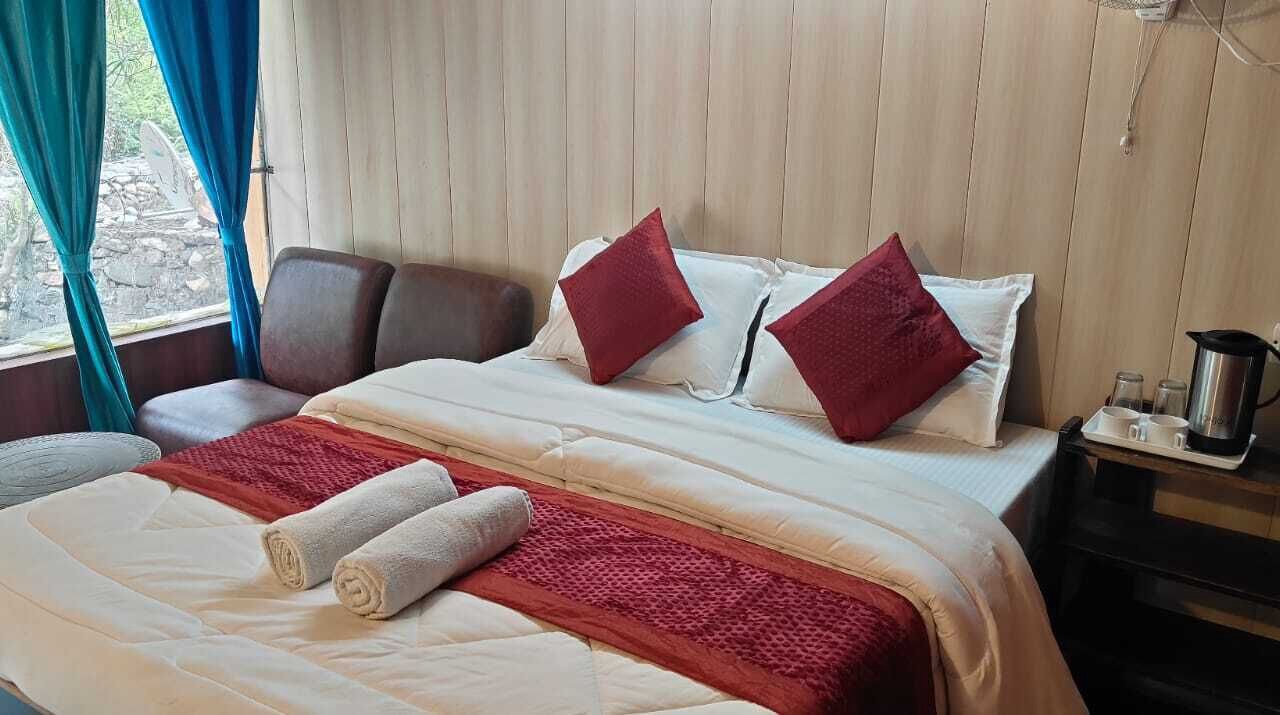 Photo of Bedroom in Barkot