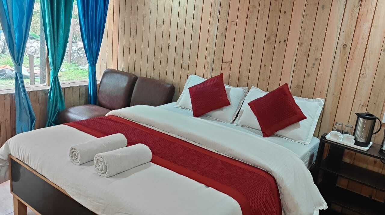 Photo of Bedroom in Barkot