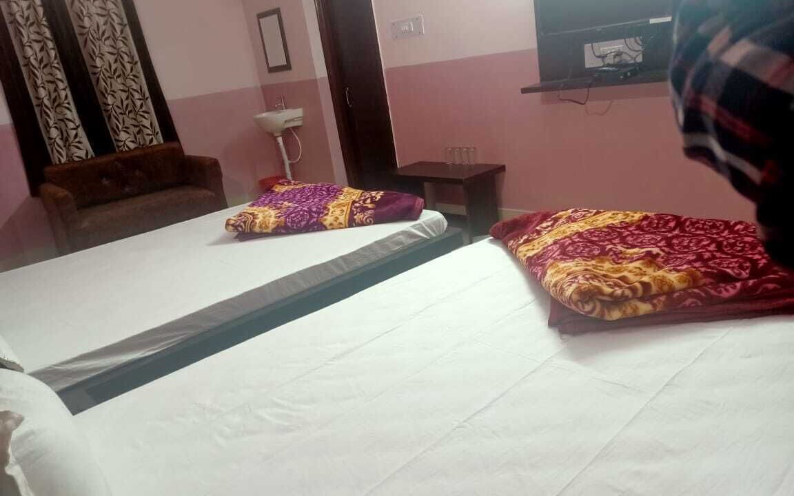 Photo of Bedroom in Deoghar