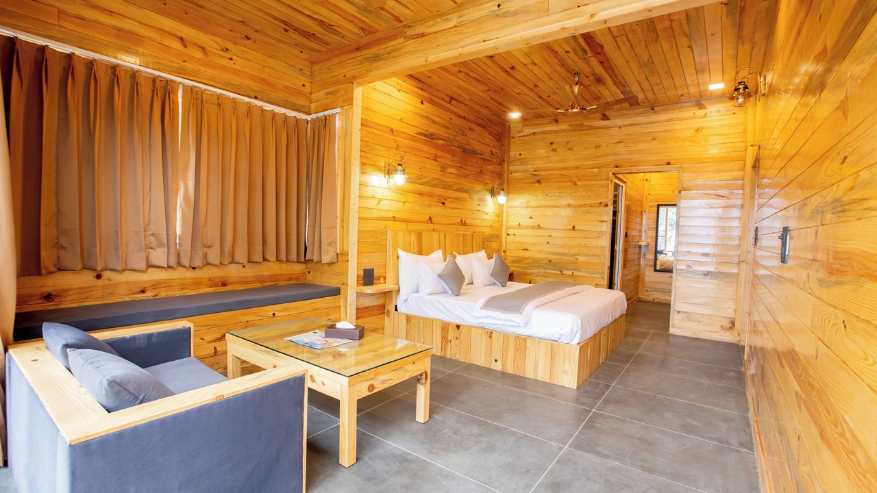 Photo of Bedroom in Tehri
