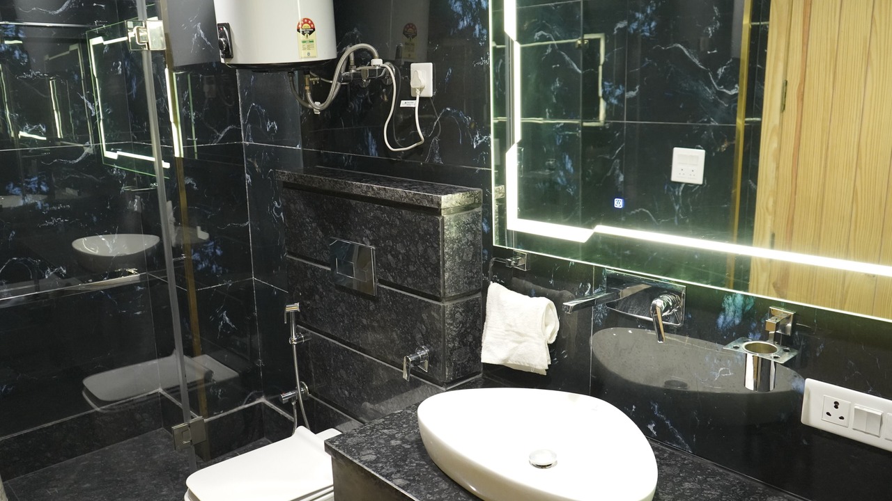 Photo of Bathroom in Kaul