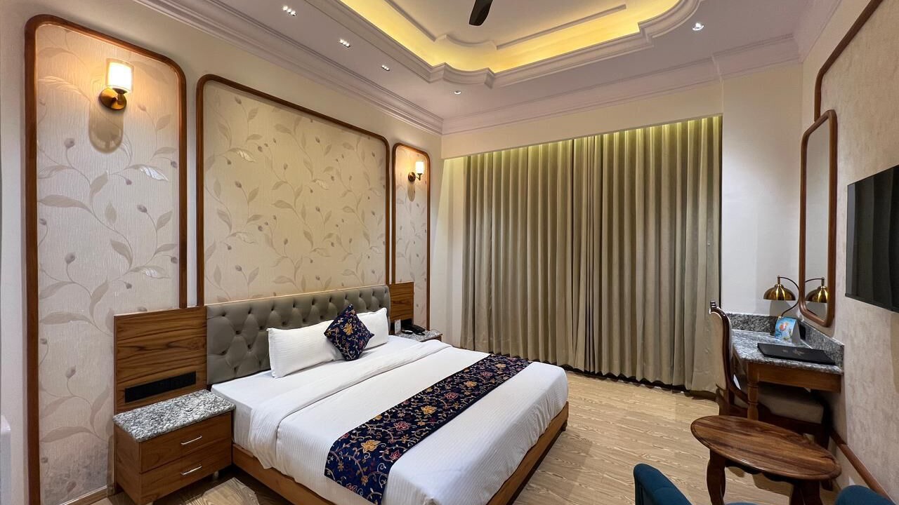 Photo of Bedroom in Rampur