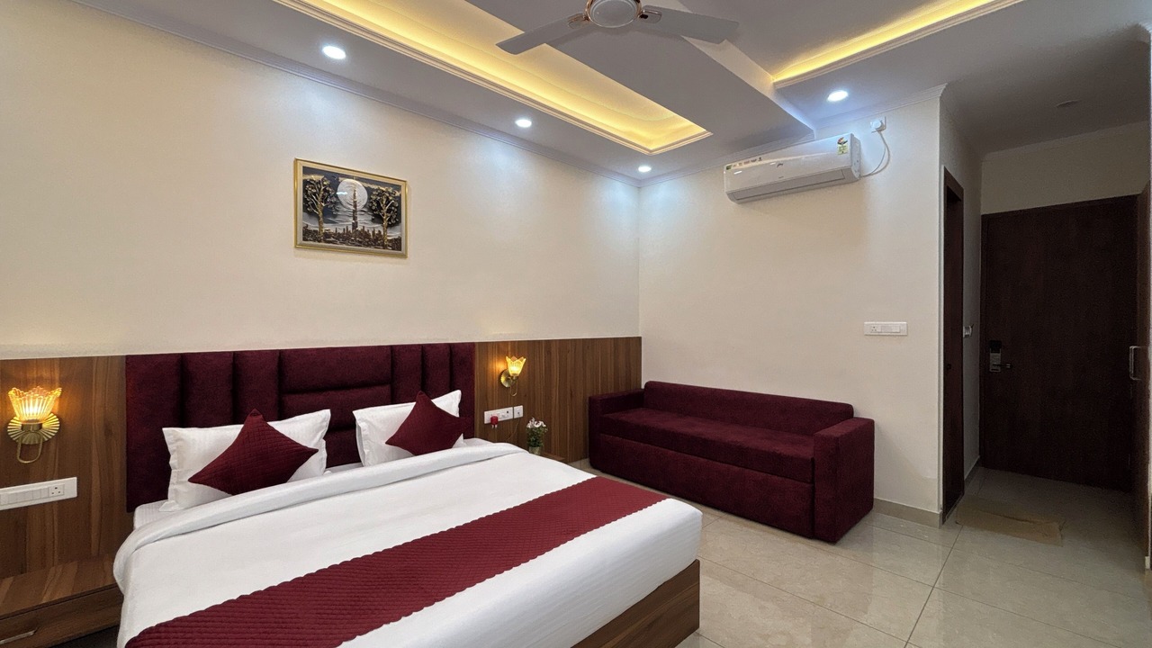 Photo of Bedroom in Haridwar