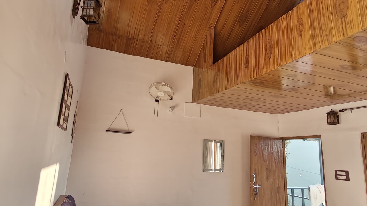 Photo of Bedroom in Naina Range