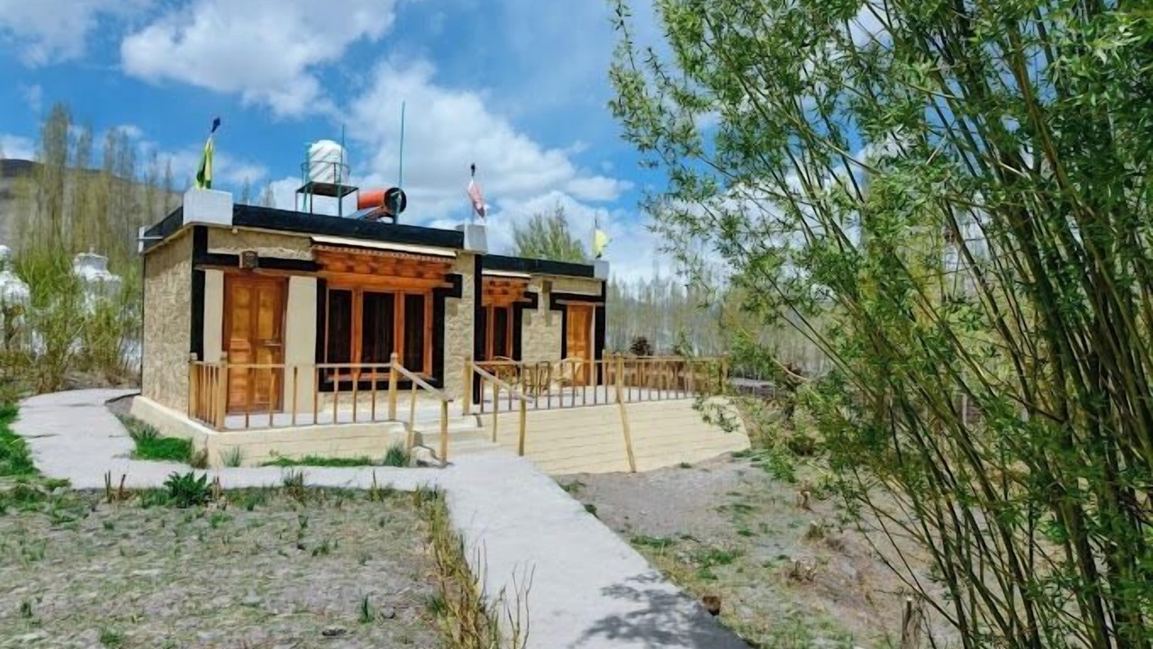 Photo of Outdoor in She