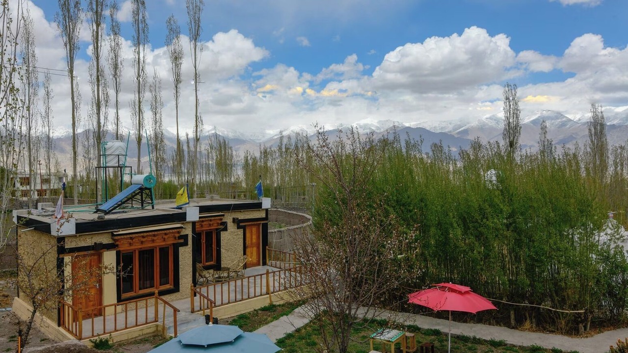 Photo of Outdoor in She