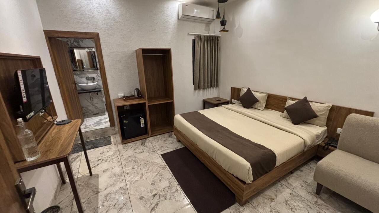 Photo of Bedroom in Mayapur