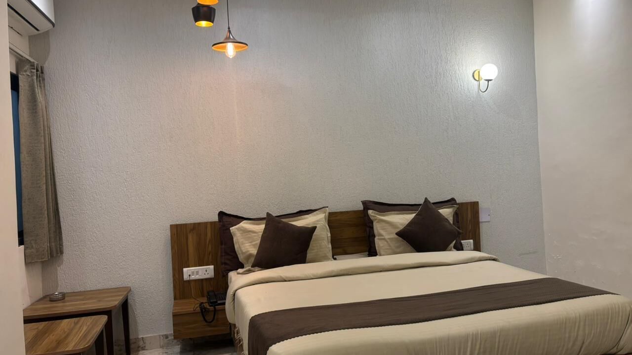 Photo of Bedroom in Mayapur