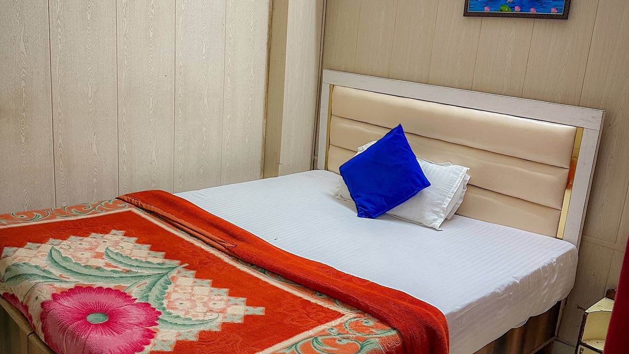 Photo of Bedroom in Chamoli