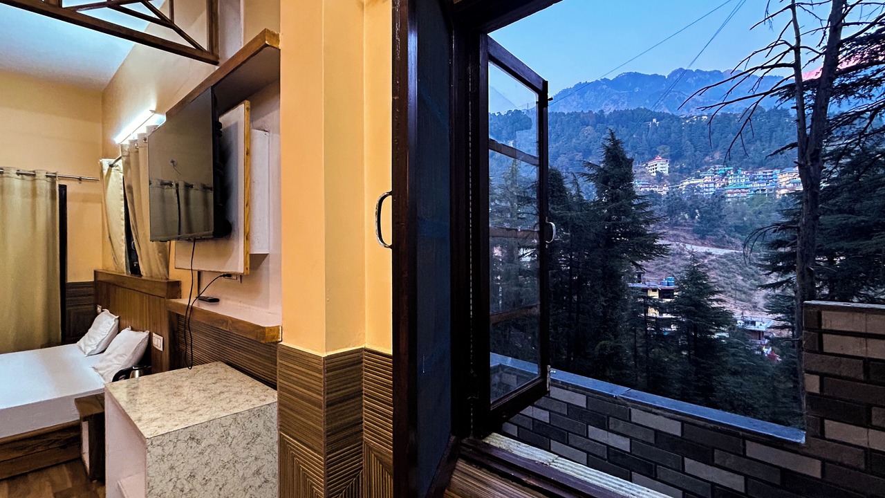 Photo of Bedroom in McLeod Ganj