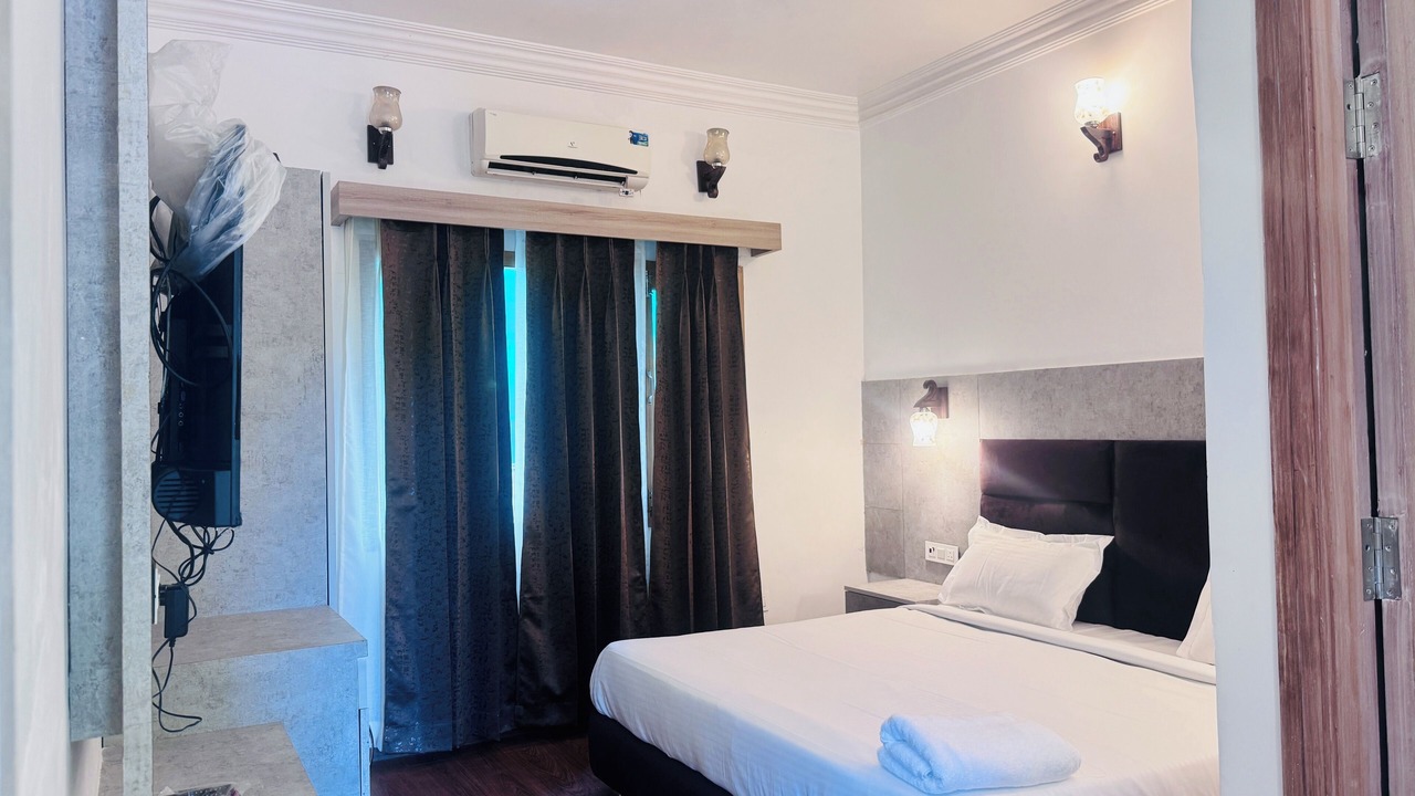 Photo of Bedroom in Dhikuli