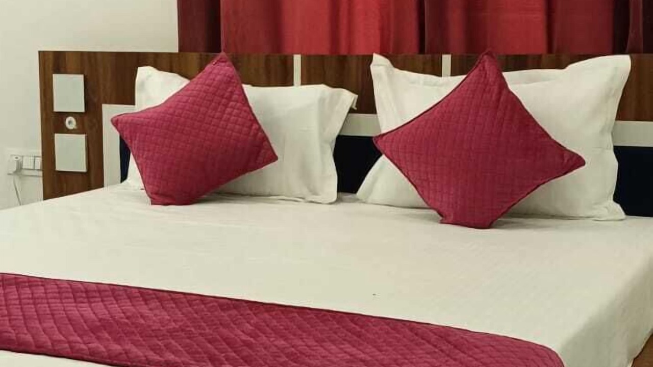 Photo of Bedroom in Mayapur