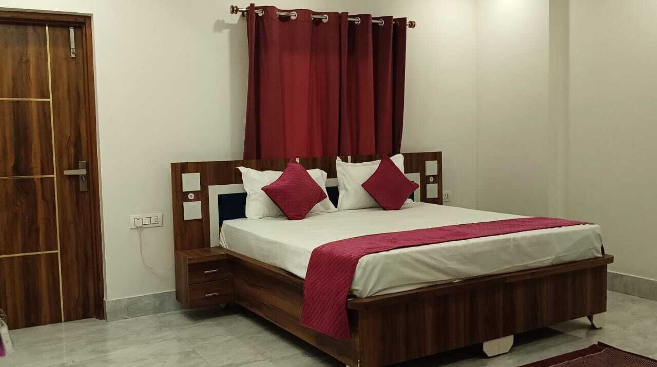 Photo of Bedroom in Mayapur