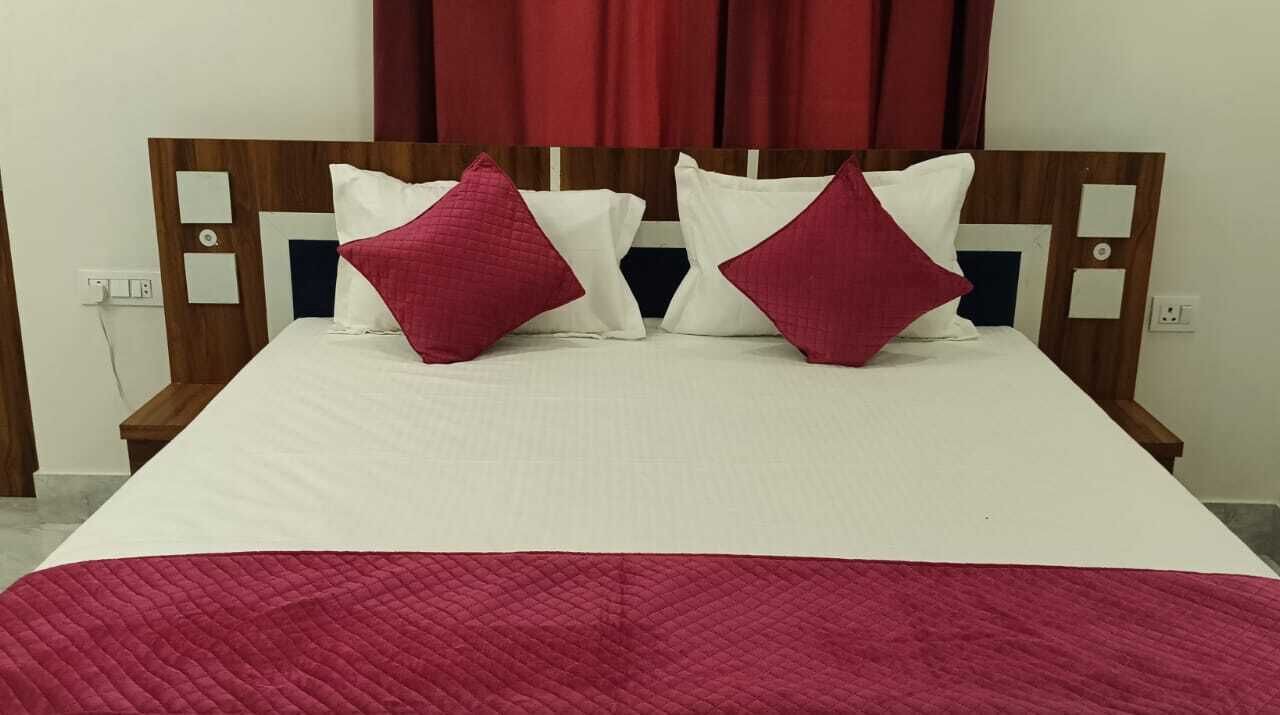Photo of Bedroom in Mayapur