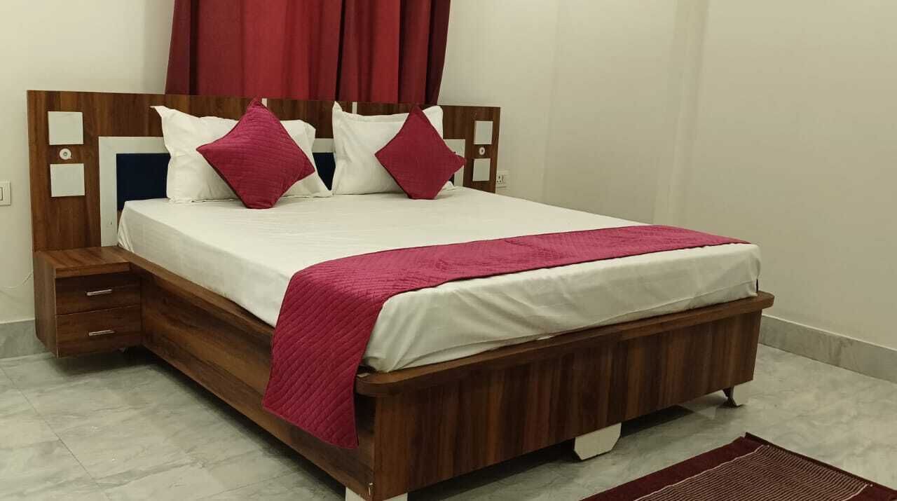 Photo of Bedroom in Mayapur