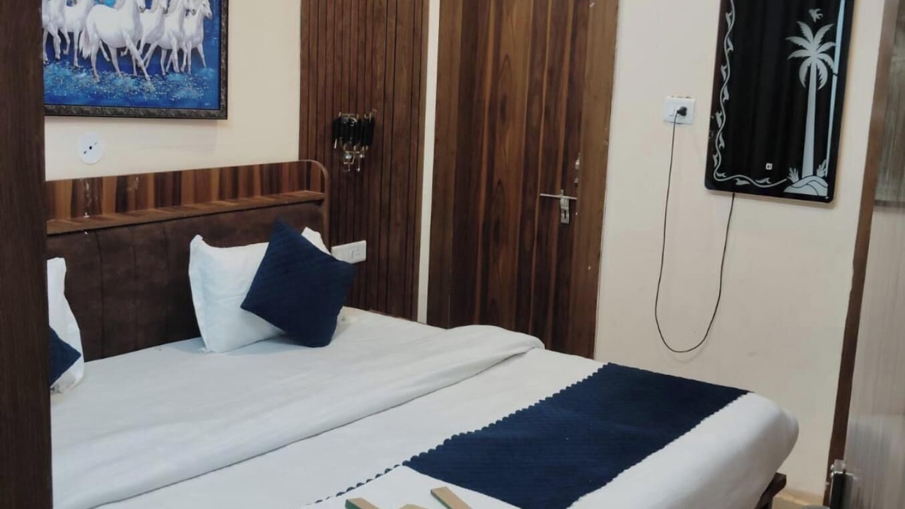Photo of Bedroom in Chhatarpur