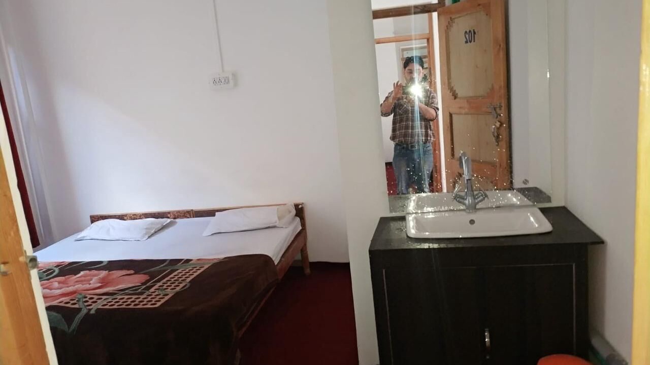 Photo of Others in Shargole