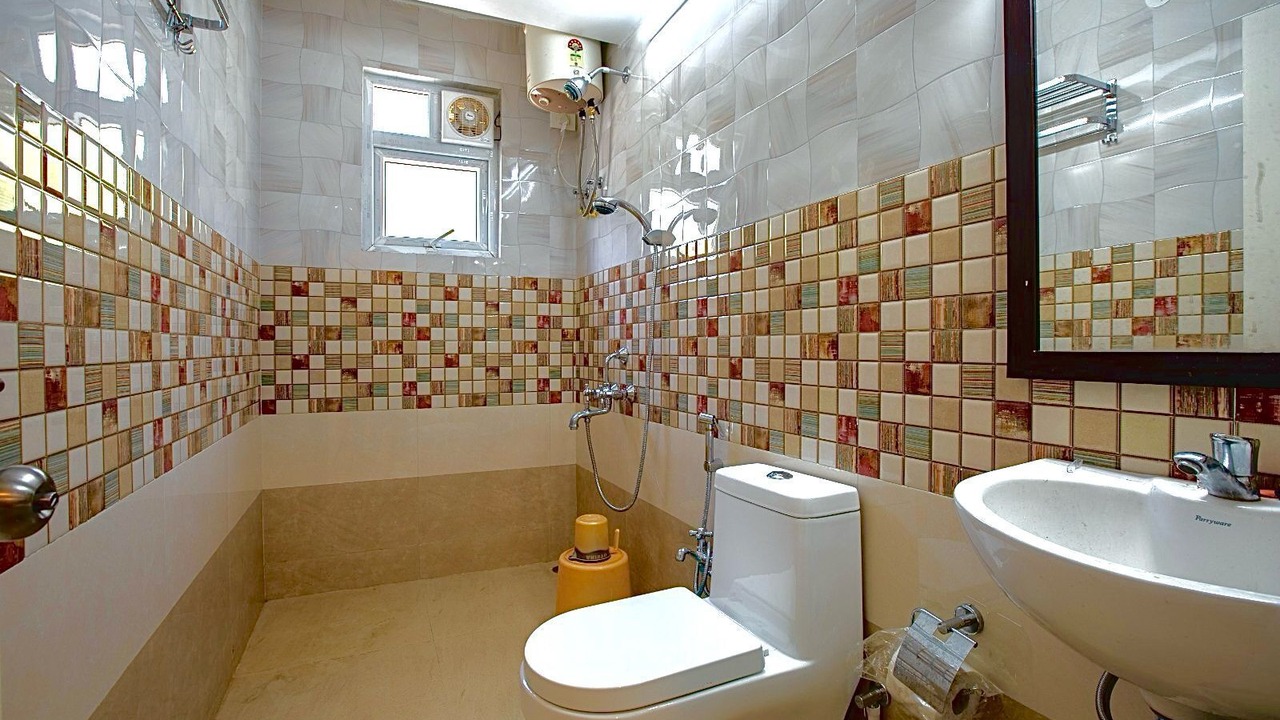 Photo of Bathroom in Ooty