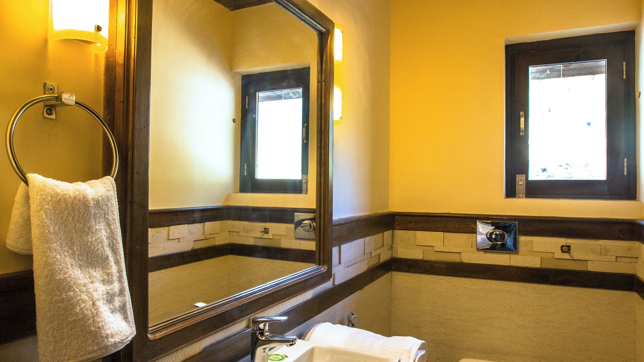 Photo of Bathroom in Kaul