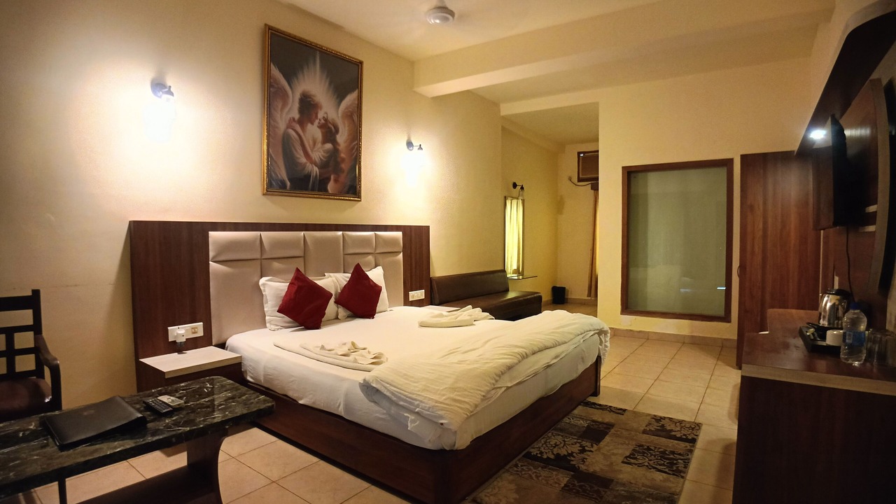 Photo of Bedroom in Mandarmani