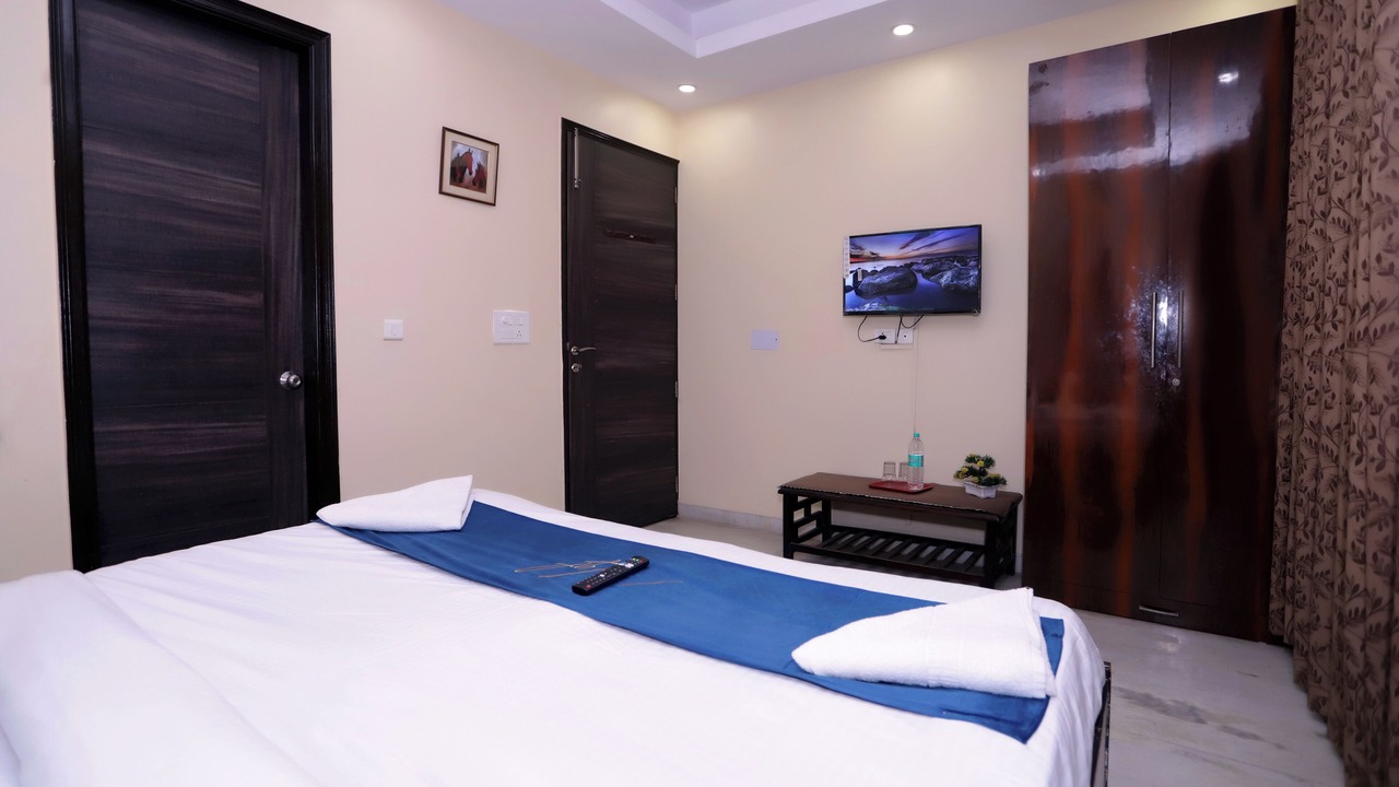 Photo of Bedroom in Noida
