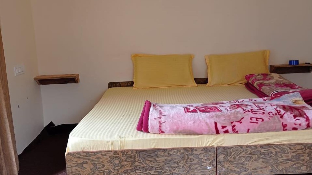 Photo of Bedroom in Keylong
