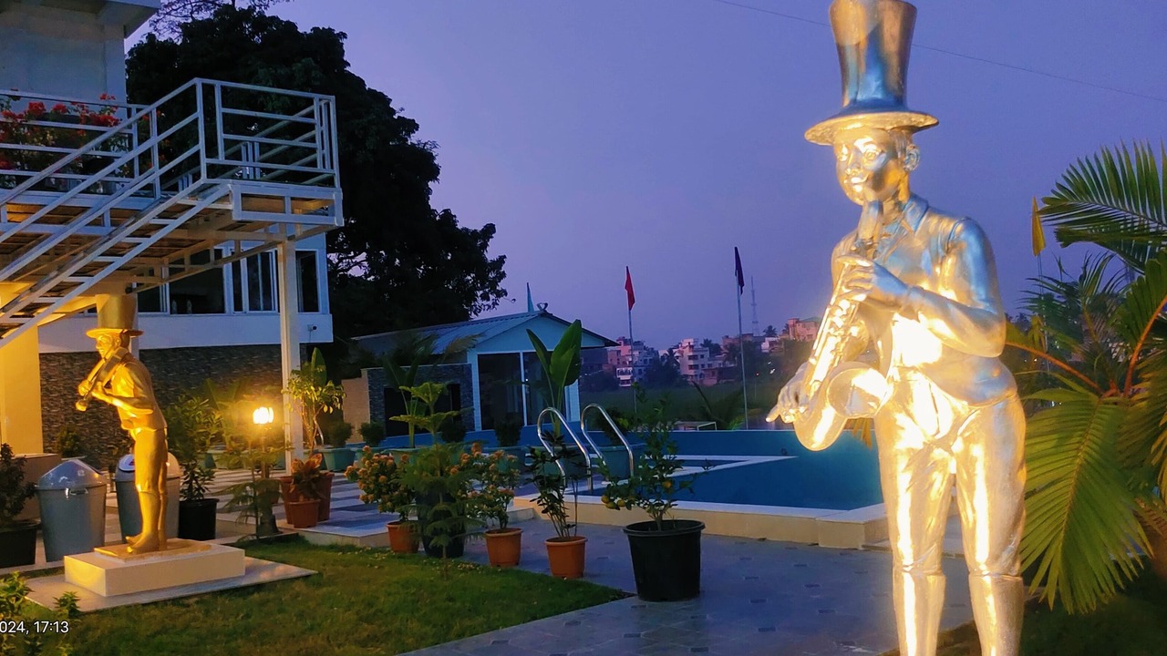 Photo of Outdoor in Berhampore