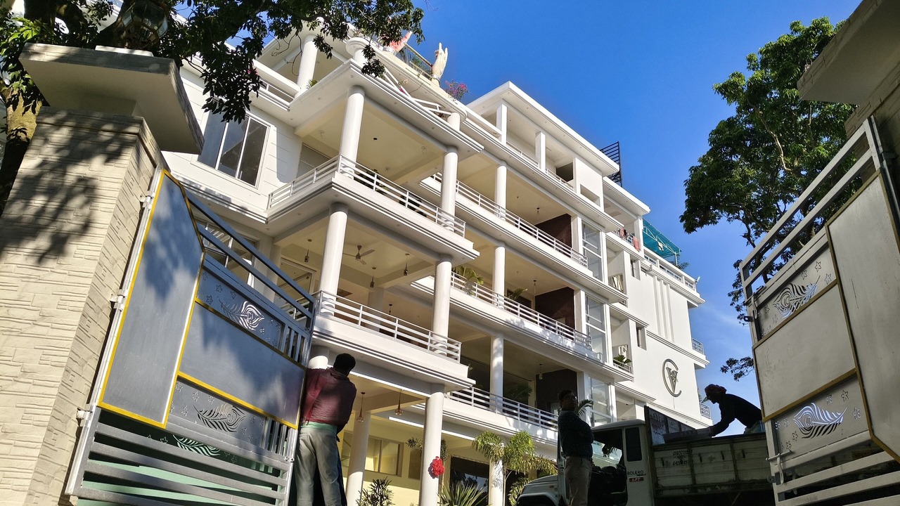 Photo of Outdoor in Berhampore
