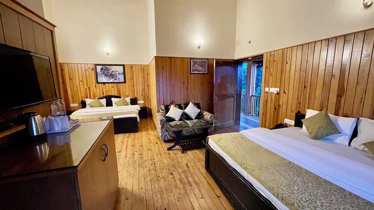Photo of Bedroom in Mukteshwar