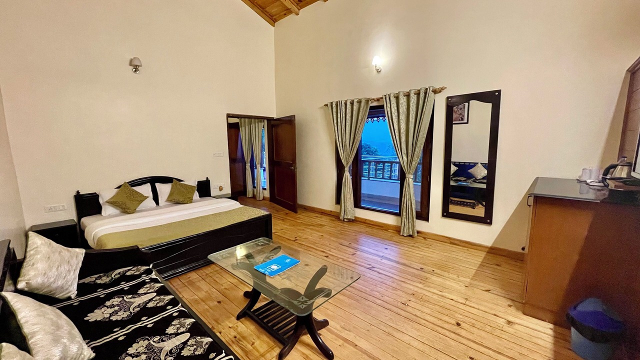 Photo of Bedroom in Mukteshwar