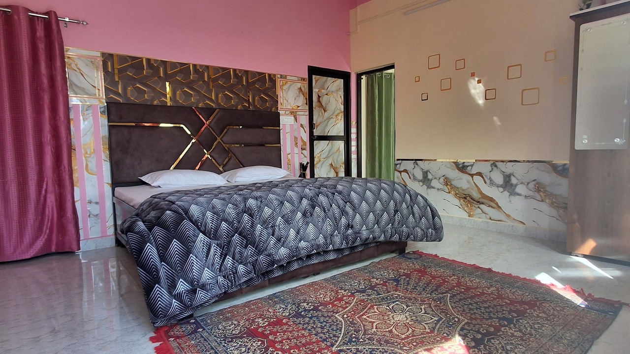 Photo of Bedroom in Kuthar