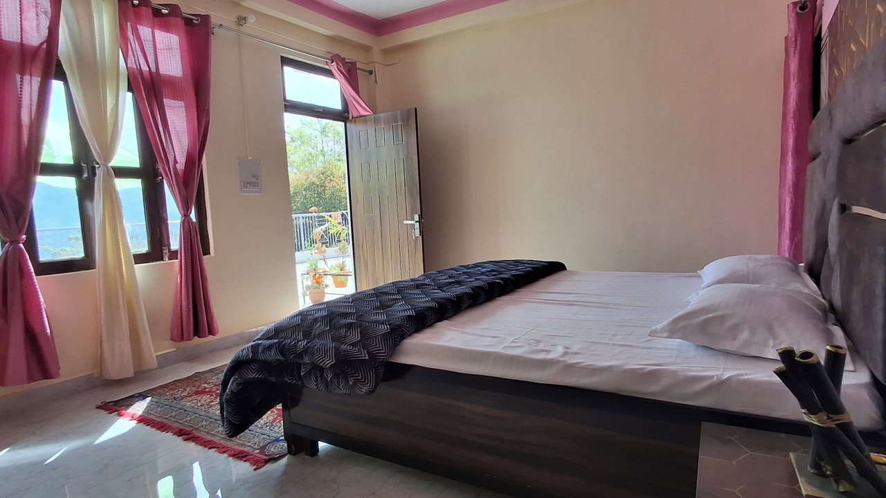 Photo of Bedroom in Kuthar