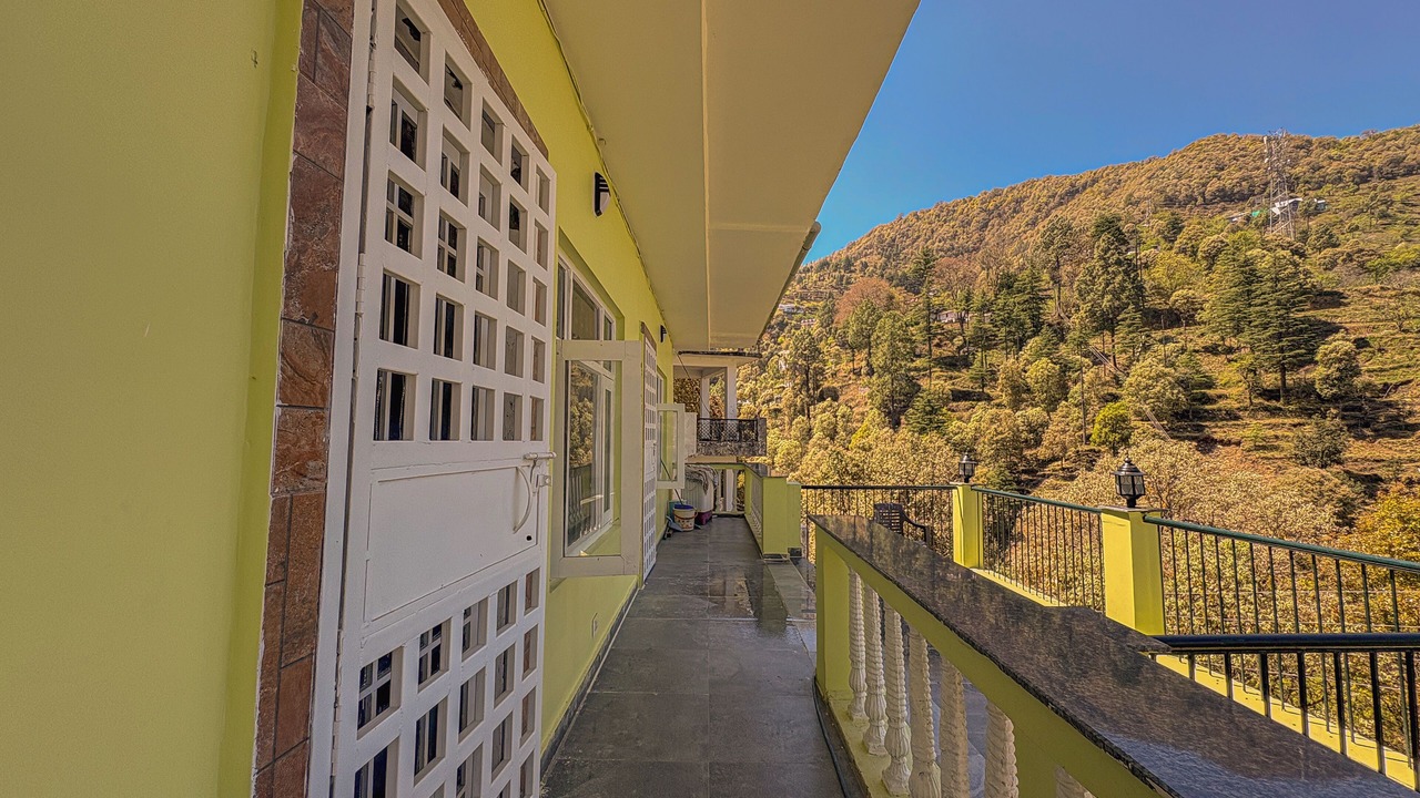 Photo of Bedroom in Gagar