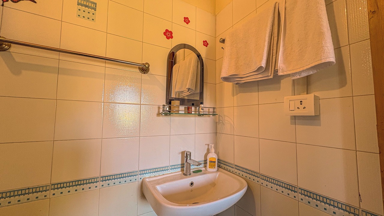 Photo of Bathroom in Gagar
