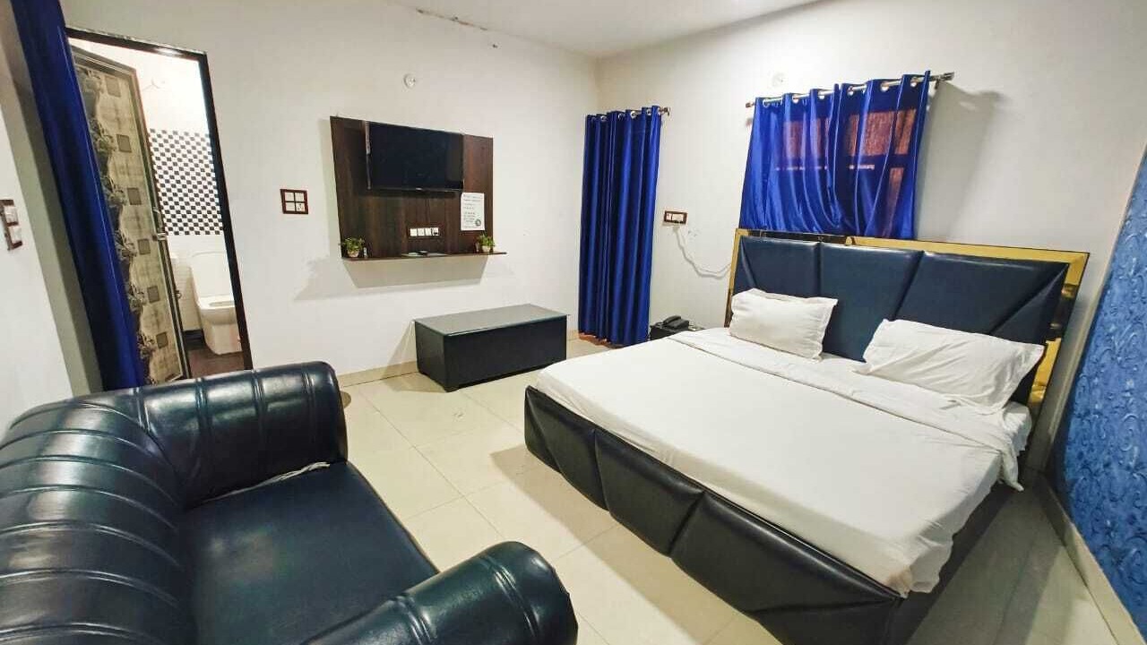 Photo of Bedroom in Bhajanpura