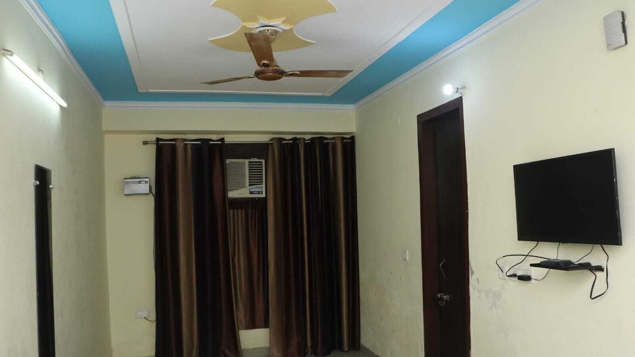 Photo of Bedroom in Haridwar