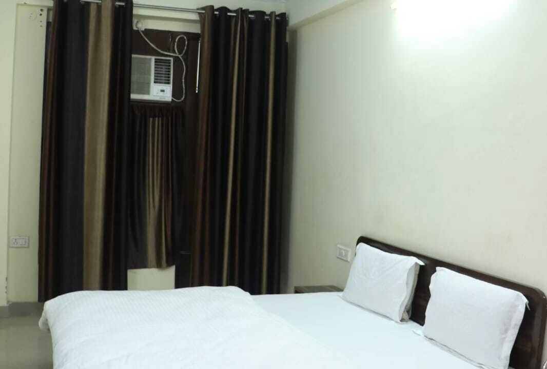 Photo of Bedroom in Haridwar