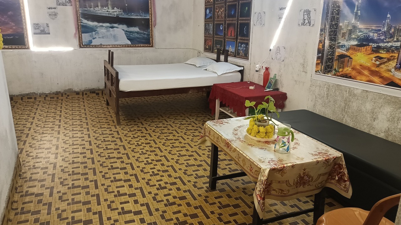 Photo of Bedroom in Katihar