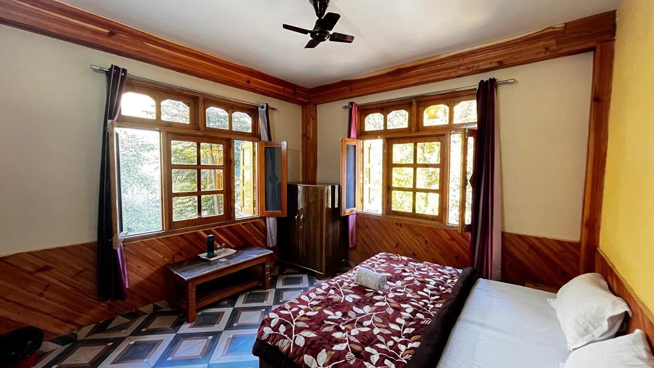 Photo of Bedroom in Kasol