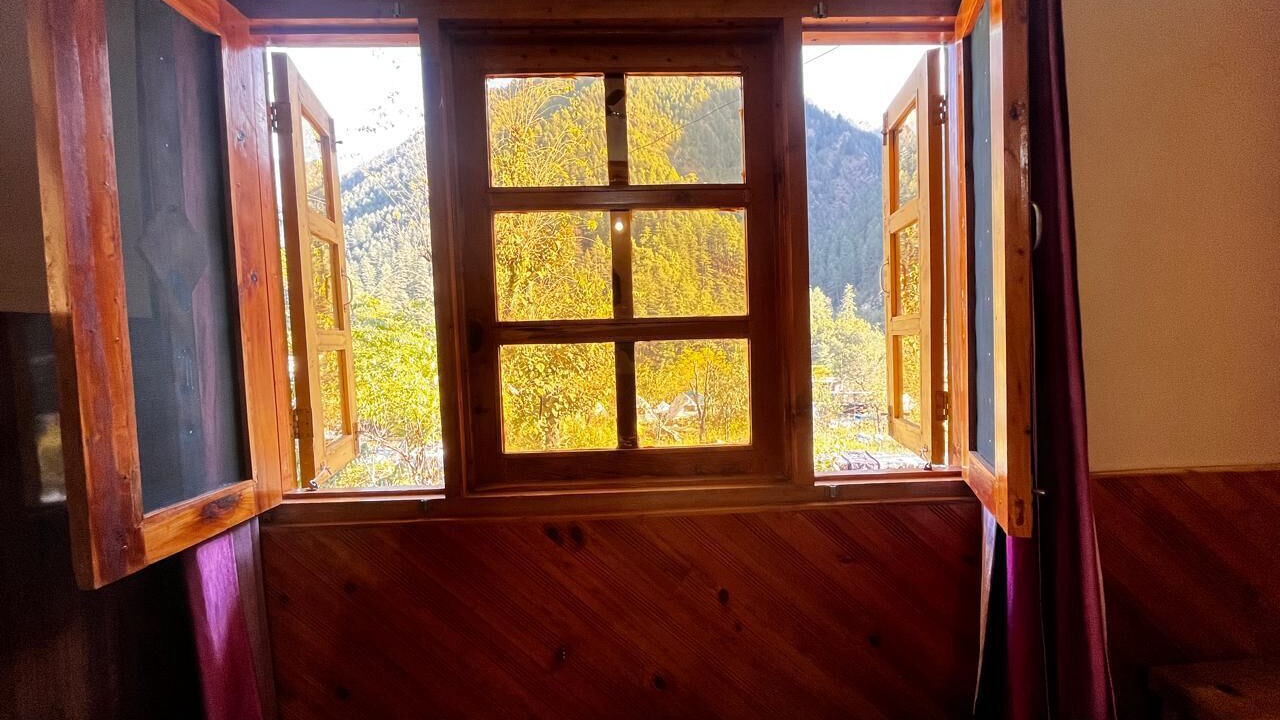 Photo of Bedroom in Kasol